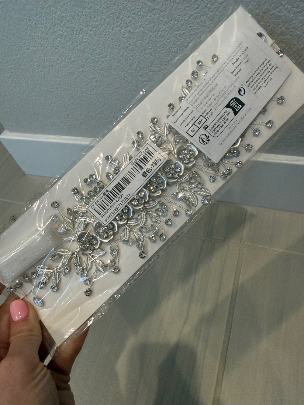 Silver Crystal Embellished Women’s Belt